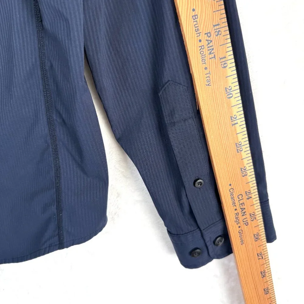 Lululemon Athletica Striped Vented Hidden Placket Button Down Shirt Mens XL Blue - Picture 8 of 8
